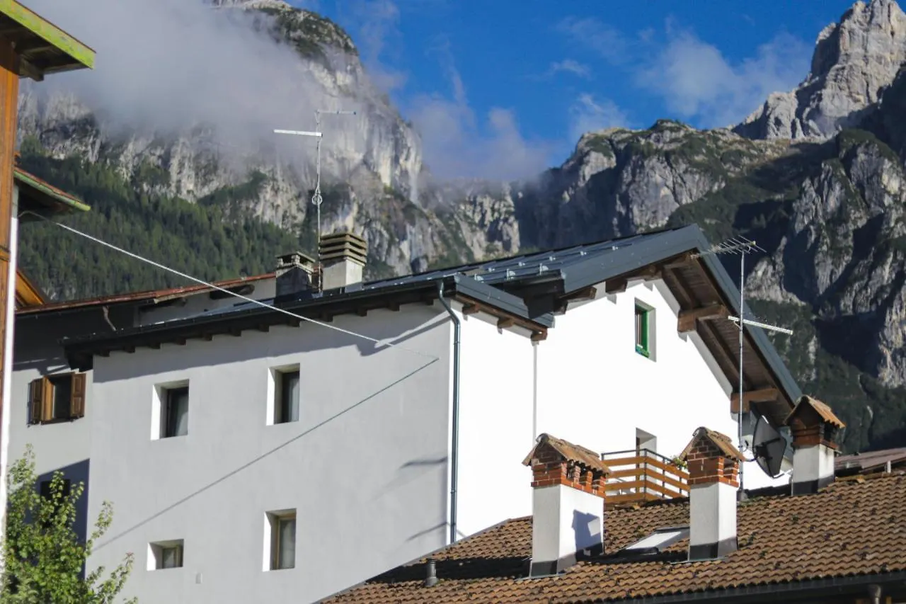 Appartamento Una Civetta sul Lago Alleghe Italia